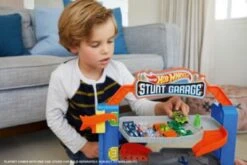 Hot Wheels Stunt-Garage Spielset, Parkhaus Inkl. 1 Spielzeugauto, Parkgarage -Kinder Verkauf 15636629 05