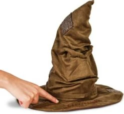 Wizarding World Harry Potter - Interaktiver Sprechender Hut Mit Sound -Kinder Verkauf 20035195 03