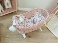 TinaForKids Puppenwiege Aus Weiden Mit Bettwäscheset, Puppenbett Altrosa/Weiß