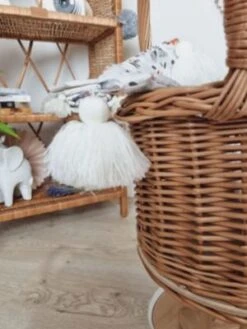 TinaForKids Puppenwagen Mit Bettwäscheset Aus Weiden Und Holz, Natur/Weiß -Kinder Verkauf 29721279 05